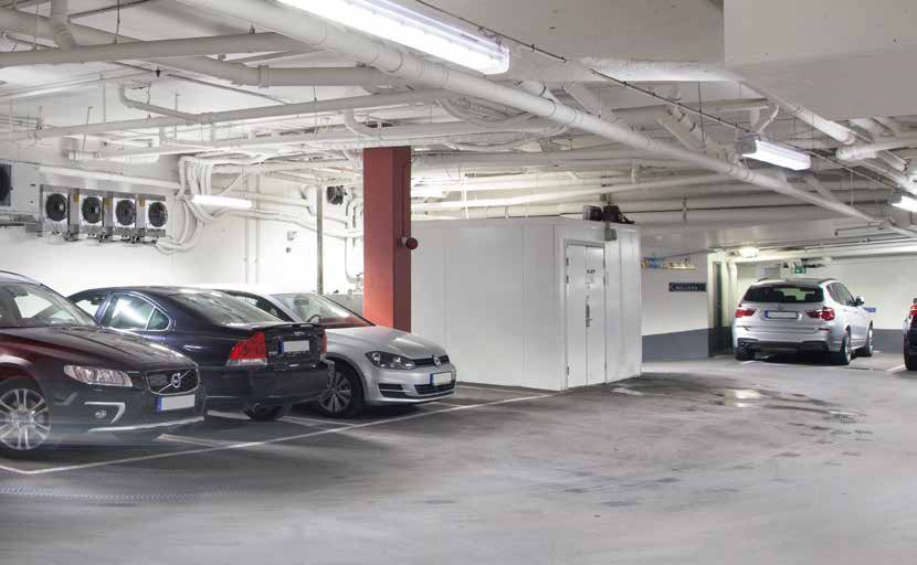 Quando Bygg-Göta Göteborg AB decise di ristrutturare il proprio parcheggio coperto a Kungsportavenyen, era alla ricerca di un sistema di illuminazione sostenibile, ad elevata efficienza energetica,
