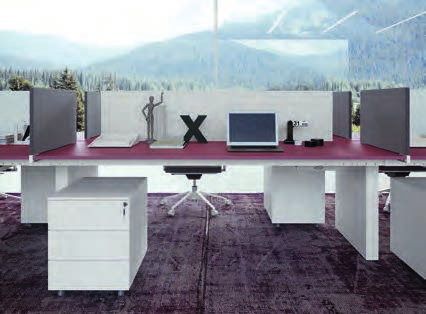 per i laterali. The desk tops are available in all of the catalogue colours.