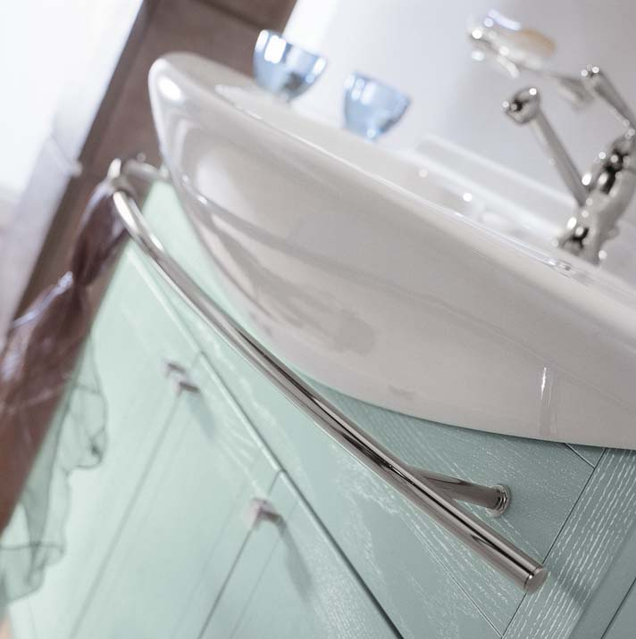 Il lavabo è l elemento protagonista del bagno: per questo viene disegnato con dovizia di particolari e con grande attenzione alle forme.