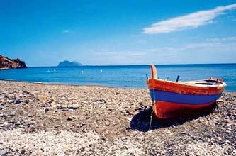 avallo e dalla Piscina di Venere fino alla piccola località Marina Gelso, dove si effettua, tempo permettendo, una breve sosta.