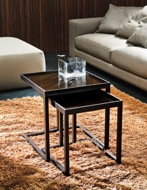 Pair of coffee tables with structure in solid ash. On request, tops in lacquered glass.