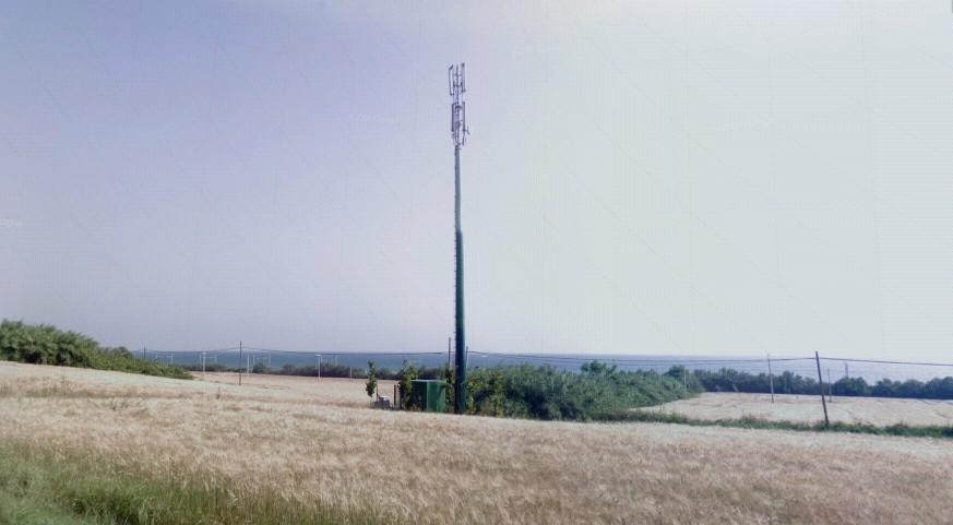 Sorgenti del campo Antenne per telefonia cellulare VODAFONE Loc.