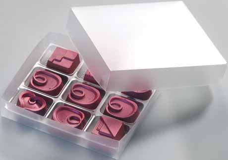 Set 3 cubi / Set 3 cubes 6x6 h 6-7x7 h 7-8x8 h 7,5cm 10 pcs Scatole per cioccolatini in plastica trasparente con alveoli