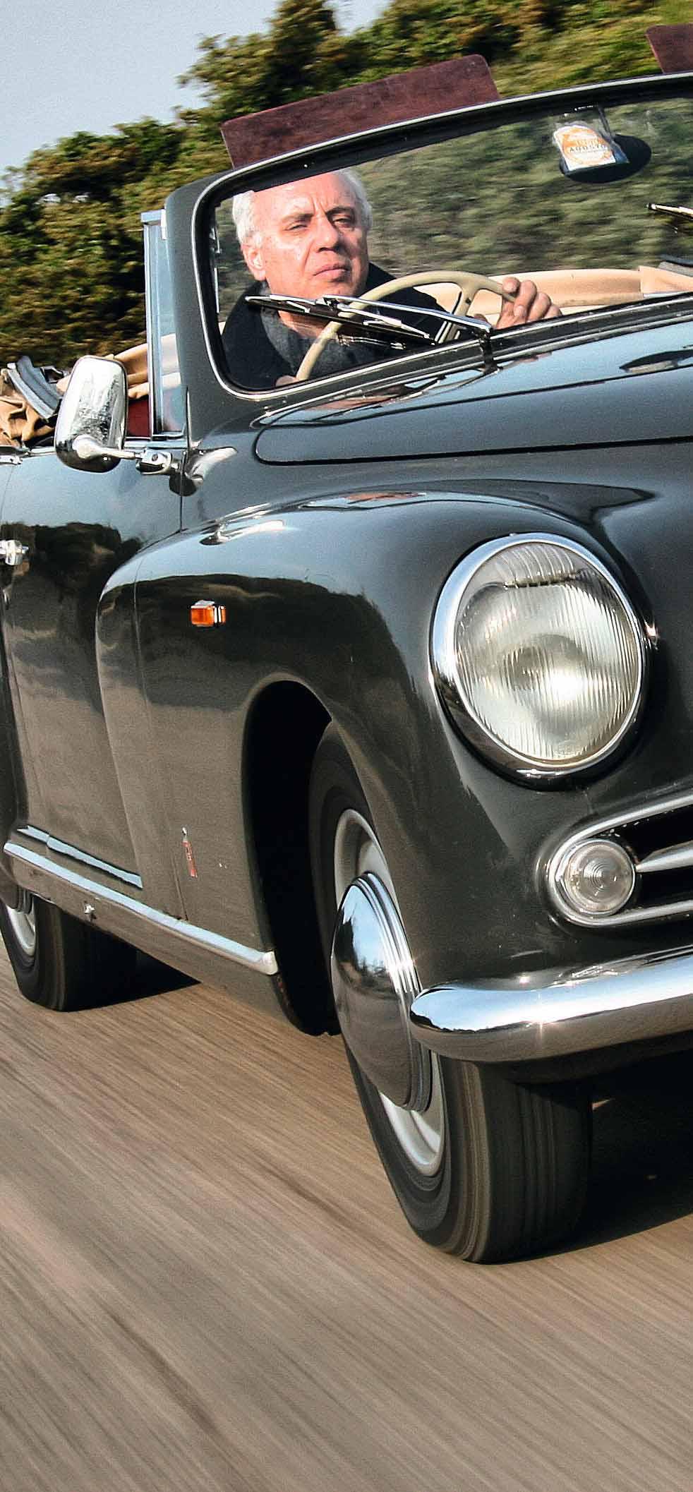 BELLISSIME IERI E OGGI LANCIA AURELIA B 50 CONVERTIBILE Allestita da Pinin Farina su telaio dedicato, la B50 è l altra Aurelia convertibile, con quattro posti e allestimento di lusso.