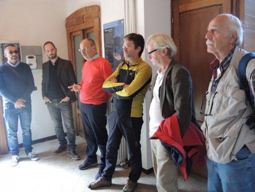 Da sinistra: Mauro Lanfranchi, fotografo, Davide Corti, architetto e direttore dei lavori, Carlo Greppi, presidente della Comunità Montana Lario Orientale e Valle San Martino, Pietro Corti, curatore