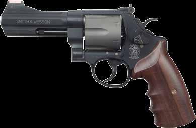 357 Magnum, canna di 4 pollici squadrata e con sottocanna rastremato. Codice 360408 Calibro:.357 Magnum 629 Uno dei revolver più potenti ed eleganti in assoluto: 6 colpi calibro.
