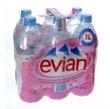 Acqua naturale Evian Sei bottiglie da un litro l'una di acqua naturale Evian, proveniente dalla sorgente francese senza subire alcun trattamento da parte