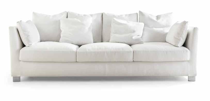 218 Divano 3 posti maxi da 238 3 maxi seater sofa L. 238 Pouf Pouf Elemento lat. da 93 con penisola Lateral element L.93 with long seat Div. 2 posti lat. da 154 2 lateral seater sofa L.