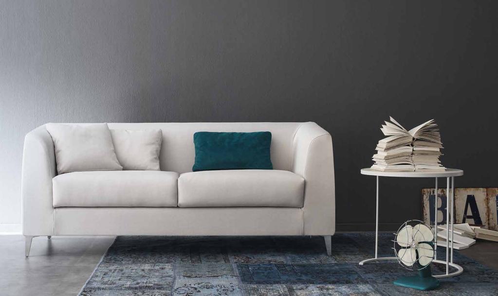 ZERO70 SOBRIO ED ELEGANTE SENZA I BORDINI IN CONTRASTO SOFA