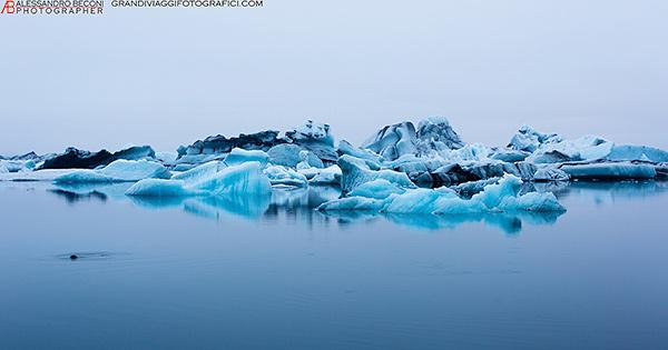 glaciale Jökulsárlón dove si possono fotografare anche le foche con un po di fortuna.