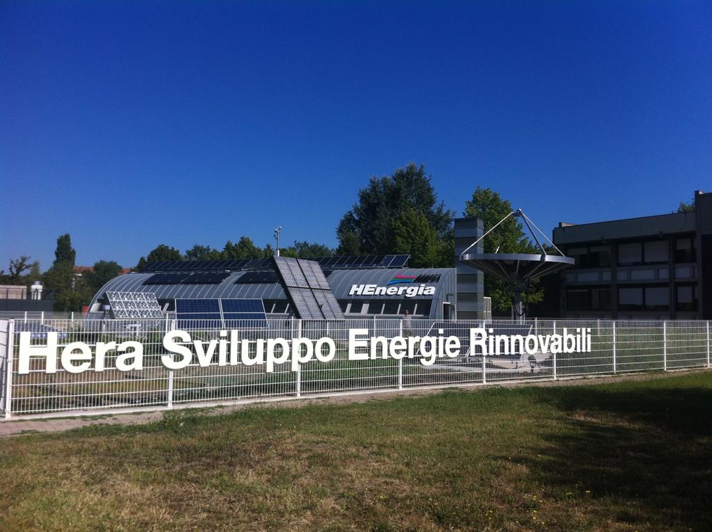 HENERGIA: Impianto idrogeno HENERGIA Laboratorio Fossil Fuel Free Impianti fotovoltaici
