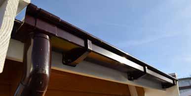 2 per tetti a due falde fino ad una lunghezza di tetto di 600 cm, composto da 2 grondaie di 600 cm di lunghezza ciascuna incl. tubo discendente e parti da applicare 100.0306.00.00 Mis.
