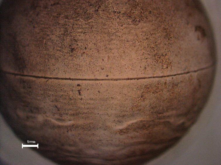 Sono state eseguite microanalisi negli stessi punti definiti in precedenza. I risultati sono riportati nella tabella 3. Tabella 3 Analisi della superficie dopo passaggio in acido fluoridrico.