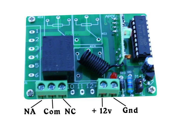 quando si preme il telecomando +12v: Positivo 12 volt DC