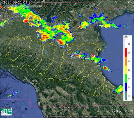 2. Analisi dell evoluzione alla mesoscala sull Emilia-Romagna Il giorno 21/09, le prime precipitazioni si formano in regione al confine tra le province di Ferrara Bologna e Ravenna, mentre da nord
