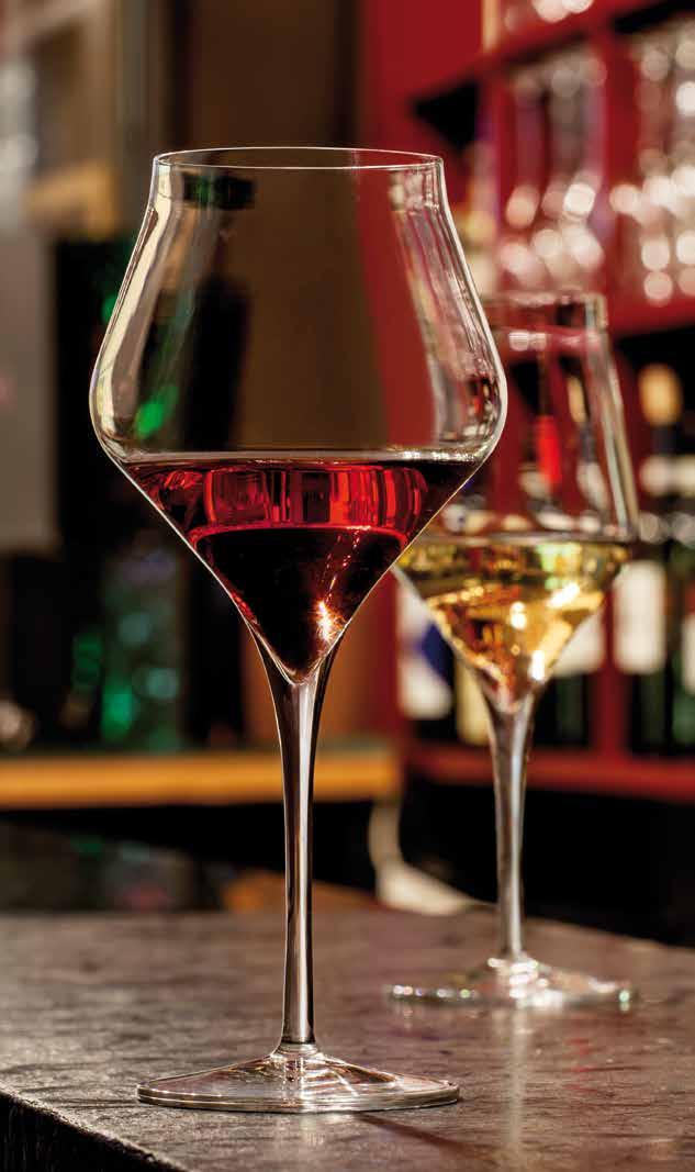 Supremo Wine ambassador ( 1 ) collezioni calici, vino e altro... ( 1 ) Il camino riequilibria gli aromi a basso contenuto alcolico. La sua forma cilindrica indirizza il vino al centro della lingua.