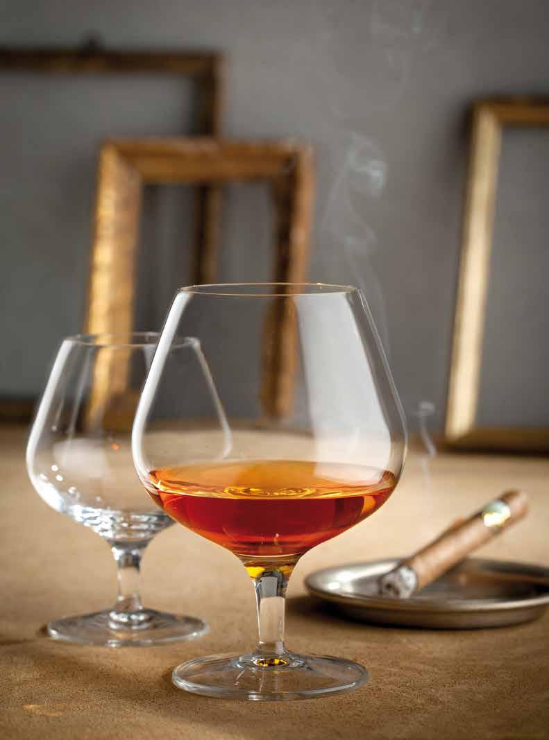 Speciali Un ampia collezione di design classici in vetro ultra clear per soddisfare le esigenze sia del servizio che del bere in casa.