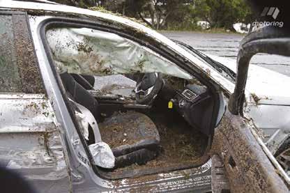 Ho fatto un incidente Ho fatto un incidente Ho fatto un incidente La tua posizione Foto del luogo e dei veicoli coinvolti Scatta o