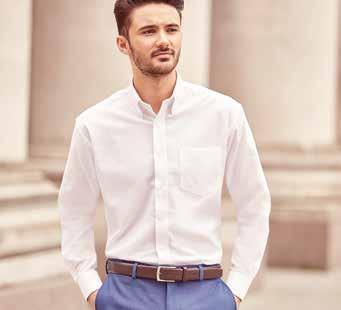 CAMICIE OXFORD COTONE / POLIESTERE RU932M CAMICIA OXFORD MANICHE LUNGHE 30-35 g/m 2 70% Cotone Oxford / 30% Poliestere. Facile da stirare. Colletto con punte abbottonate.