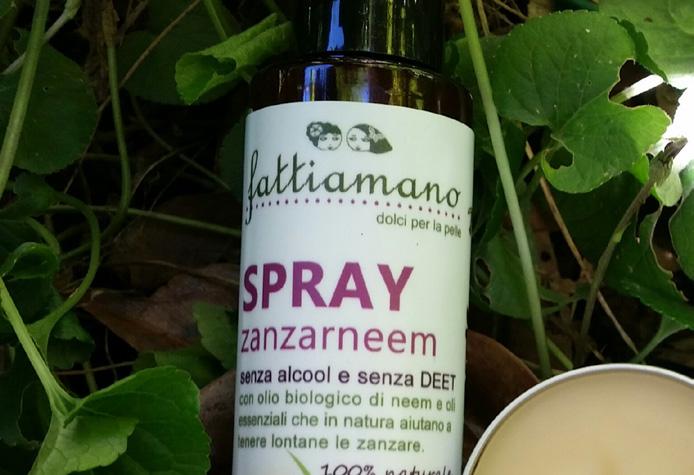 BALSAMO DOPOPUNTURA con olio di calendula, oleolito di curcuma e burro di karitè Un balsamo lenitivo 100% naturale dona sollievo immediato in caso di punture di insetti.