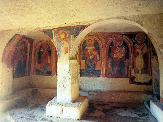 San Nicola figura a sinistra (CHIESA di SAN NICOLA DEI GRECI, Matera) S.