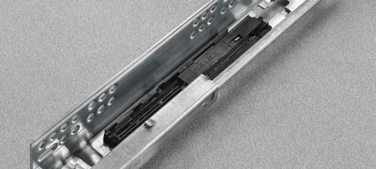Sistema di aggancio al cassetto L elasticità dell elemento permette l aggancio della clip perno chiudendo il cassetto.