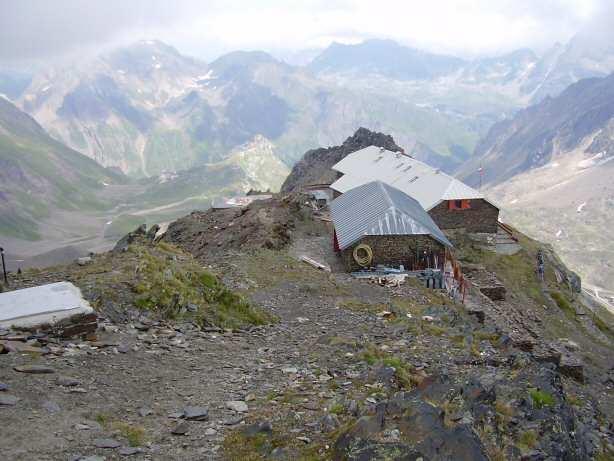 Il rifugio 3 A si trova a 3000 metri di altitudine,