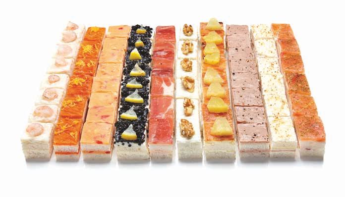 ASSORTIMENTO ASSORTIMENTO DI CANAPÉ CLASSICI 10 VARIETÀ Questo cartone è composto da 10 squisite varietà realizzate con ricette artigianali e lavorate