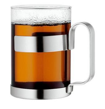 Bevande calde Nome Preparazione Presentazione Tè in bicchiere Preparato in un bicchiere / una tazza da tè.