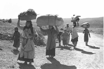 Conseguenze umane e sociali: i profughi palestinesi Nel 1947-49: 700mila arabi lasciano la Palestina; altri 300mila si aggiungeranno nel 1967.