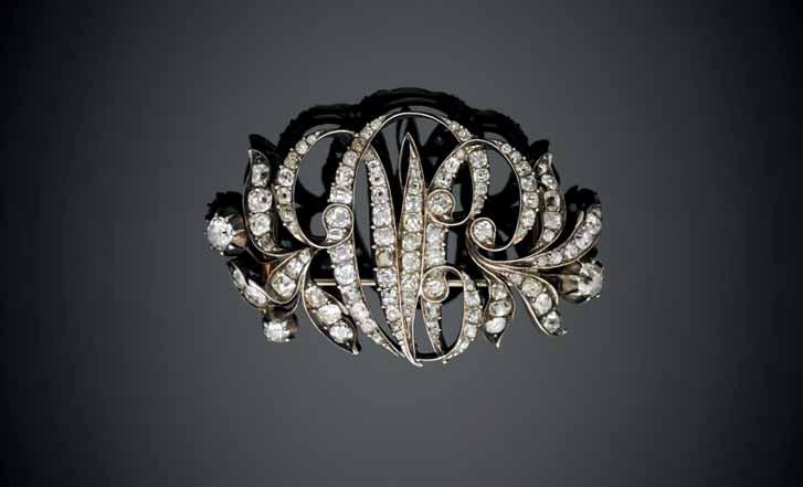 IL PONTE CASA D ASTE 156 157 1812 1812 Broche rimossa da bracciale in oro rosso e argento con diamanti rotondi taglio oldmine con raffiguarate "MC" intrecciate, g. 17, largh. cm 5,30 circa. Prov.