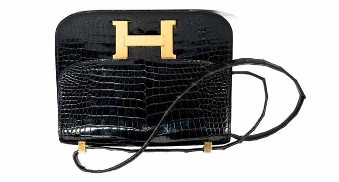 1944 1944 HERMES Borsa Constance in coccodrillo nero, dettagli color oro, con dustbag (cm 23) (difetti alla