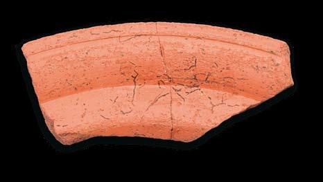 PRINCIPIA DI TARSATICA QUARTIERE GENERALE D EPOCA TARDOANTICA Ulomak oboda zdjele tipa Hayes 67 (T. 1: 2) Frammento di orlo di ciotola di tipo Hayes 67 (T.