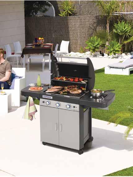 Potenza 21 kw + 2,3 kw (fornello laterale) Dimensioni cm 144x59x108h Peso 58 kg Cod. 15732 Cod. 1727 kit griglia + roccia lavica BARBECUE a gas 3 SERIES CLASSIC L S PLUS struttura in acciaio.