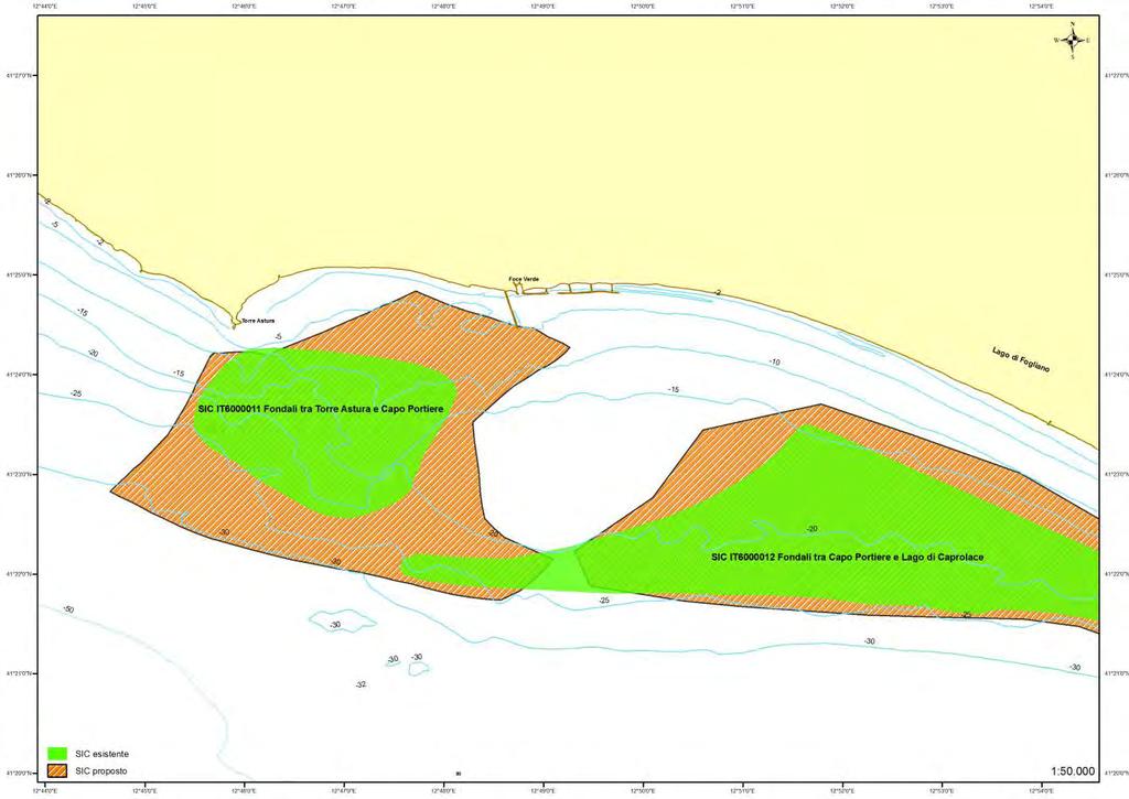 Figura 11 - Estensione attuale (verde) e proposta (colore tratteggiato) del SIC IT6000011 Fondali tra Torre Astura e Capo Portiere.
