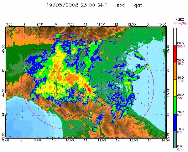 Centro Funzionale Figura 5: Mappe radar della precipitazione osservata tra le ore 22: e