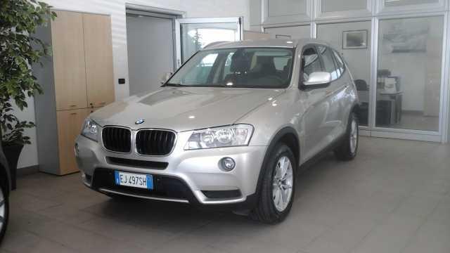 BMW X3 xdrive20d Eletta X3 (F25) Immatricolazione: 8/ 2011 KM: 88695 Carrozzeria: Fuoristrada Cilindrata: 1995 Prezzo: 19.000,00 Alzacristalli elettrici ant. e post.