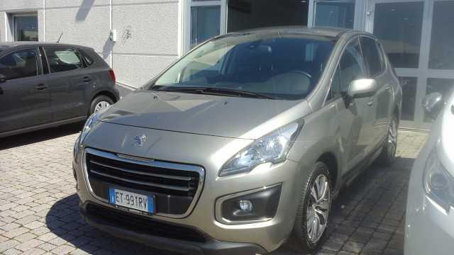 Peugeot 3008 1.6 HDi 115CV Business 3008 1ª serie Immatricolazione: 3/ 2014 KM: 96100 Carrozzeria: Fuoristrada Cilindrata: 1560 Prezzo: 13.500,00 ABS + AFU + REF Accensione aut.