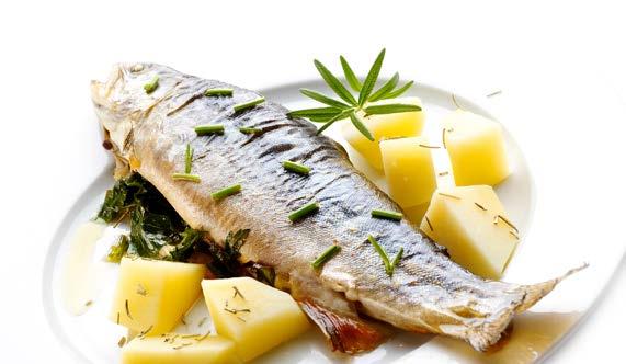 Ricetta del mese: Branzino ubriaco Autore: In cucina con Suor Germana Livello di difficoltà: facile Tempo di preparazione: 45 minuti Ingredienti per 4 persone: 1 kg di branzino 200 gr di cipolla 1