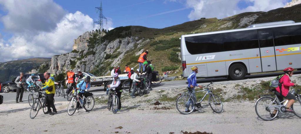 E un occasione imperdibile per visitare le numerose attrazioni turistiche sul territorio bellunese, patrimonio dell UNESCO: l omonima fondazione quest anno patrocinia anche il servizio Treno Bus.