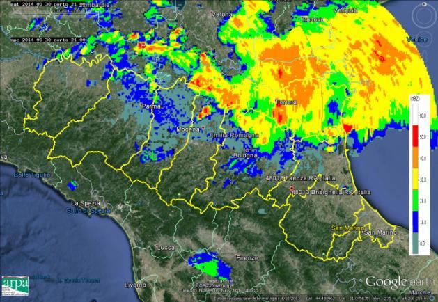 Figura 7: Mappe di riflettività del 30/05/2014 alle 21.00 UTC (in alto a sinistra), alle 23.