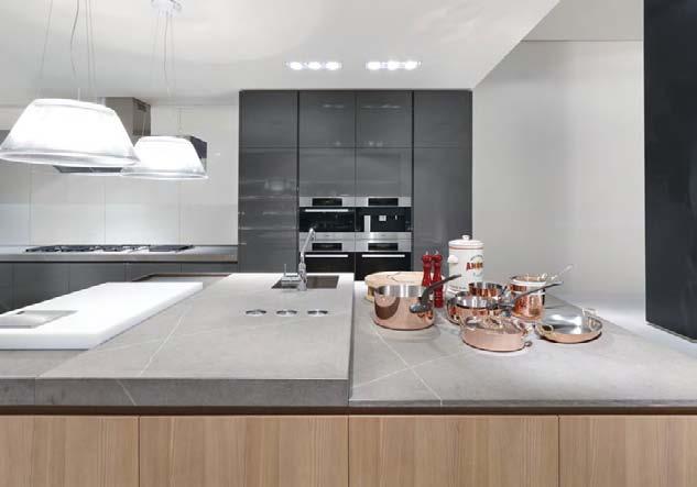 matrix2 UNO STILE NATURALE A NATURAL STYLE. Essenzialità dei volumi e suggestioni materiche. Una cucina che propone un idea di naturalezza attraverso una concezione estetica contemporanea.