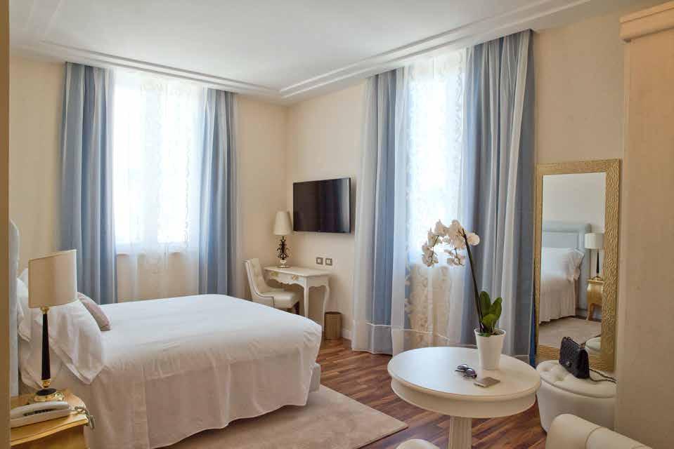 STILE, ARMONIA, ELEGANZA IN 167 CAMERE. Il Uappala Grand Hotel Salsomaggiore***** accoglie i suoi ospiti in 167 camere Standard, Superior, Deluxe, Junior Suite e Suites.