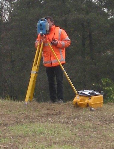 b) costruzione di una rete di punti di appoggio Determinazione sul terreno delle