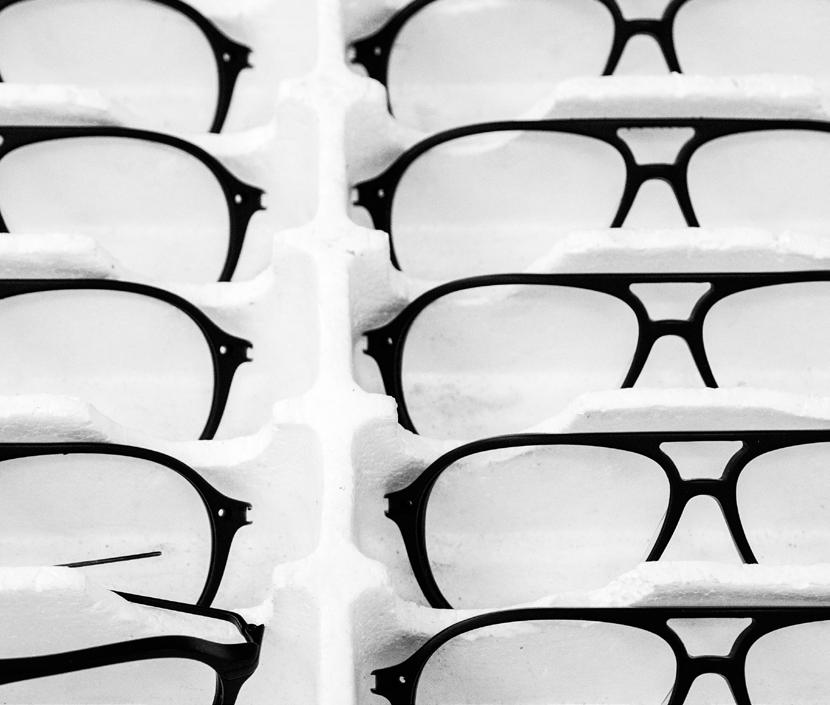 UN NUOVO MILLENNIO Espansione della produzione: gli occhiali made in Brazil Nel corso degli anni il sistema produttivo di Luxottica, continua a svilupparsi con nuove acquisizioni e investimenti in