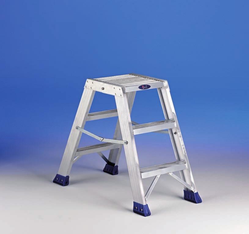 GARANZA GARANZA PUNTO SCALETTE La Normativa PROFESSONAL SERE PLUS Scalette professionali in alluminio a doppia salita con piattaforma maggiorata.