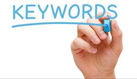 Long-tail vs. Short-tail keyword Quando un utente deve ricercare qualcosa sul Web sceglie delle parole chiave (keyword) che ritiene significative o comunque attinenti alla sua domanda (query).