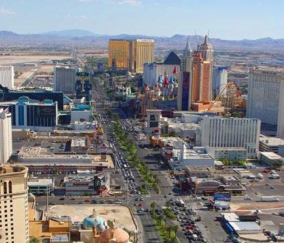 Potrete scegliere di visitare alcuni dei mitici alberghi su Las Vegas Boulevard come il Bellagio, Caesars Palace, Venetian e New York New York, delle vere e proprie città dove passeggiare, fare