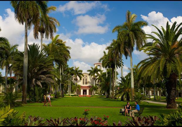 Il Campus Il College Study Tours ha sede presso una delle location più prestigiose della Florida, il Barry College di Miami.