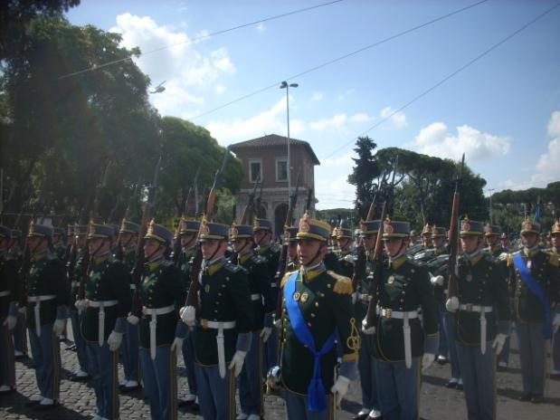 Nella foto successiva vediamo procedere per l